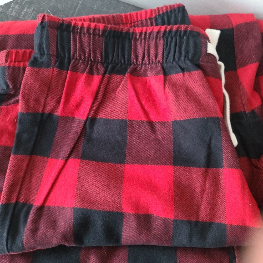 NWOT Roots Cabin Red Plaid Flannel Pajama Set - Picture 3 of 5